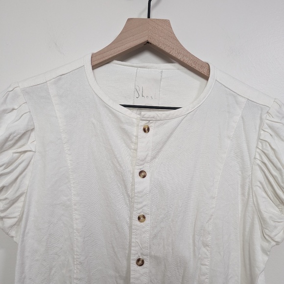Shosh Short Sleeve Blouse - Picture 2 of 6